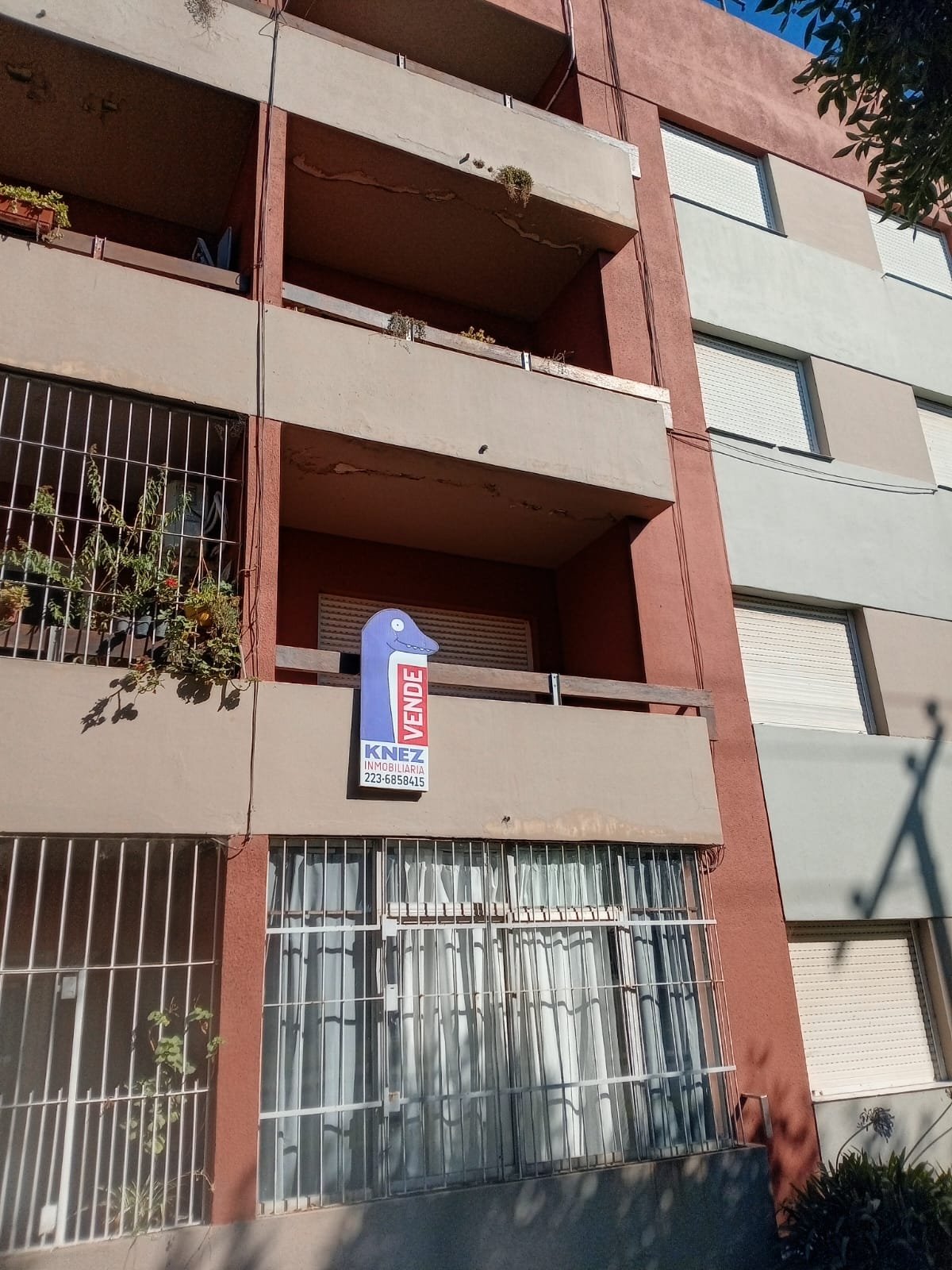 Depto 3 Amb/ Tejedor 2200